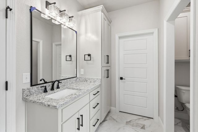 2307 Briarwood, Bridgeport, TX 76426