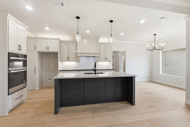 2307 Briarwood, Bridgeport, TX 76426