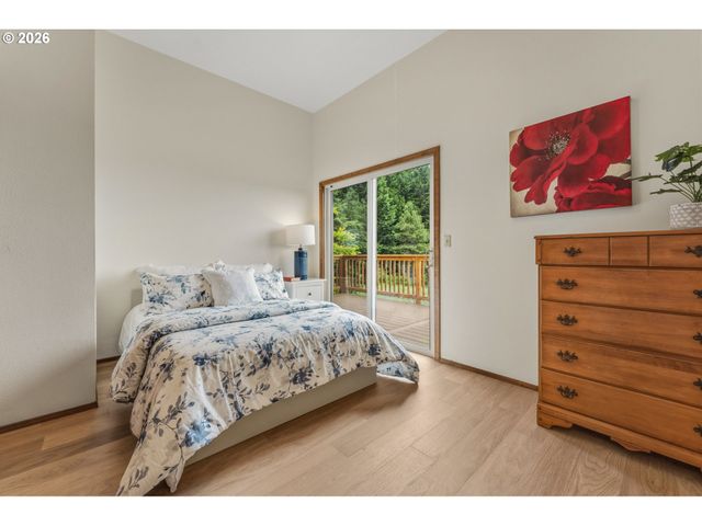 27075 Ne MOUNTAIN TOP Rd, Newberg, OR 97132