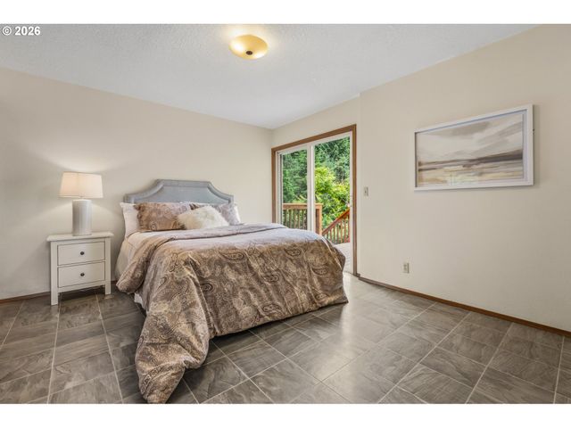27075 Ne MOUNTAIN TOP Rd, Newberg, OR 97132