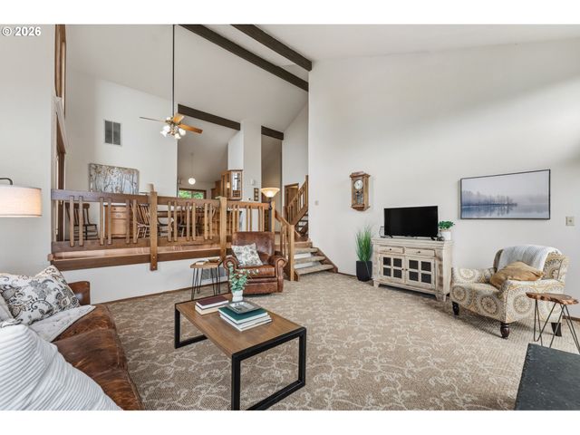 27075 Ne MOUNTAIN TOP Rd, Newberg, OR 97132