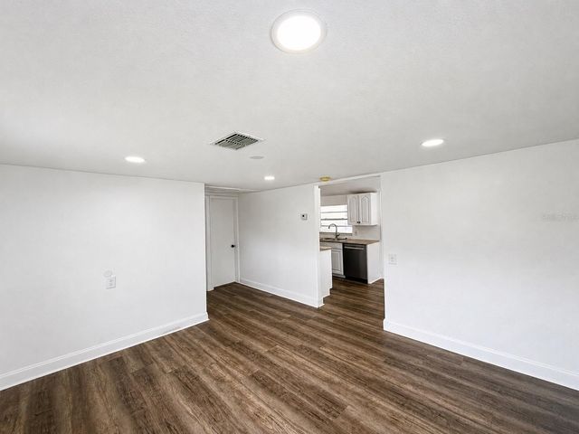 2310 S SHINE AVENUE A, Orlando, FL 32806