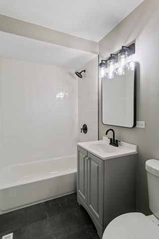 9139 Robinson Avenue, Franklin Park, IL 60131