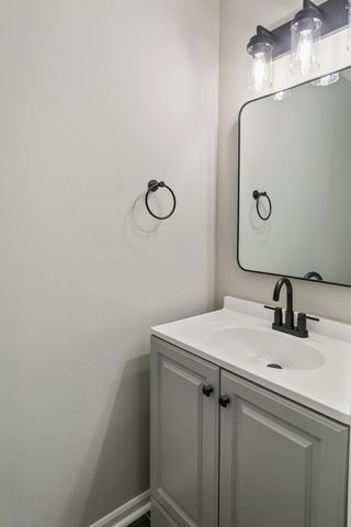 9139 Robinson Avenue, Franklin Park, IL 60131