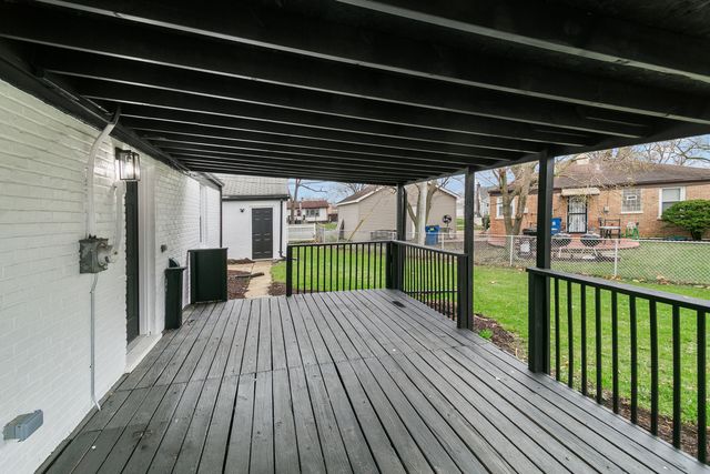 9139 Robinson Avenue, Franklin Park, IL 60131