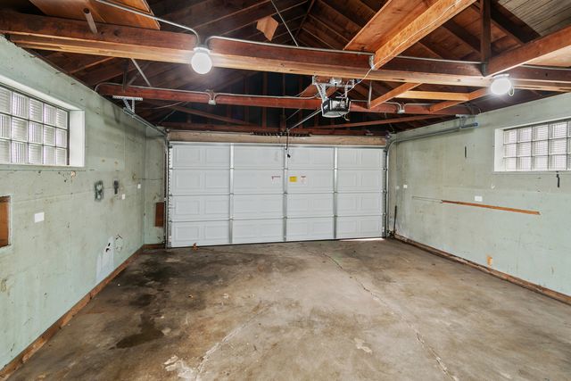 9139 Robinson Avenue, Franklin Park, IL 60131