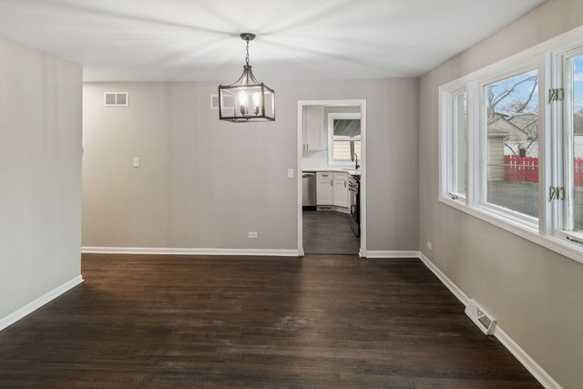 9139 Robinson Avenue, Franklin Park, IL 60131