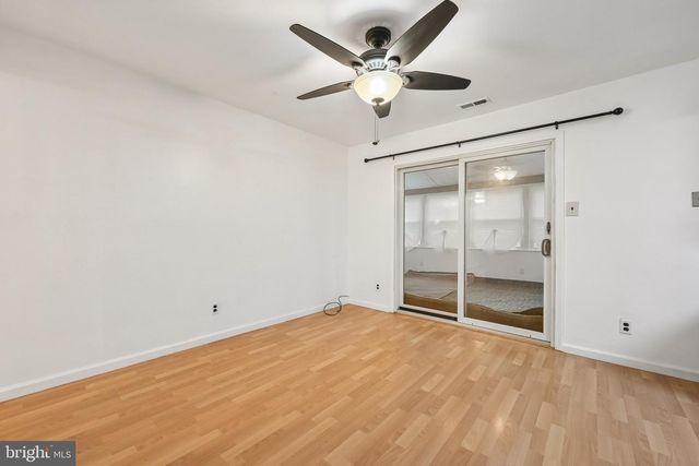 19 FAWNHOLLOW CT, Medford, NJ 08055