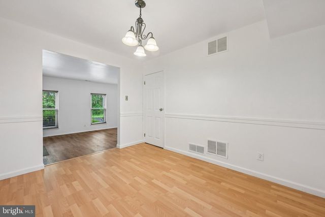 19 FAWNHOLLOW CT, Medford, NJ 08055