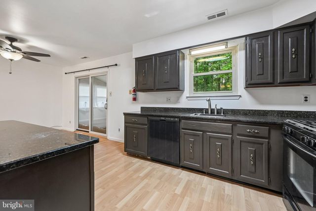 19 FAWNHOLLOW CT, Medford, NJ 08055
