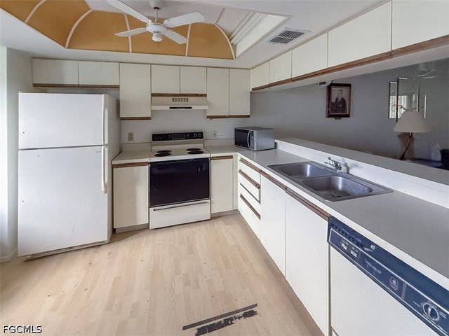 12501 Cold Stream DR 402, Fort Myers, FL 33912