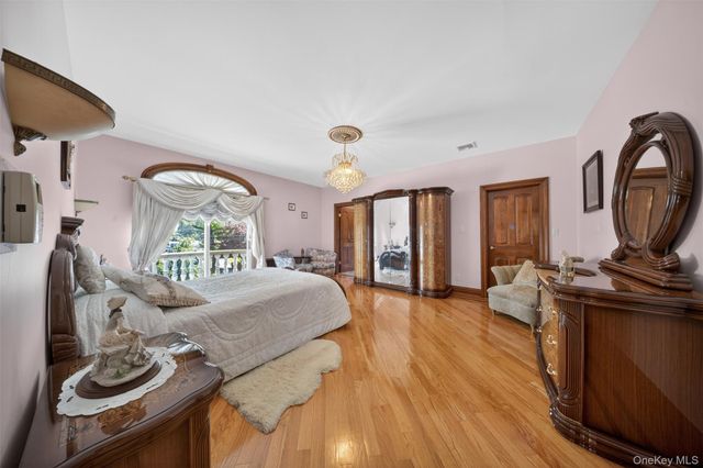 162-25 Cryders Lane, Whitestone, NY 11357