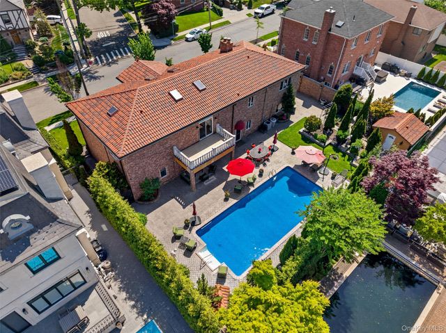162-25 Cryders Lane, Whitestone, NY 11357