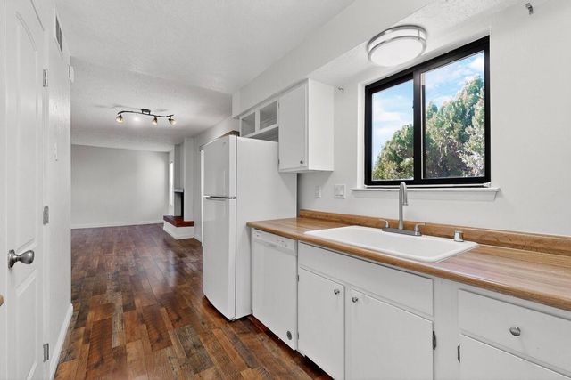 4913 Osuna Place NE, Albuquerque, NM 87111