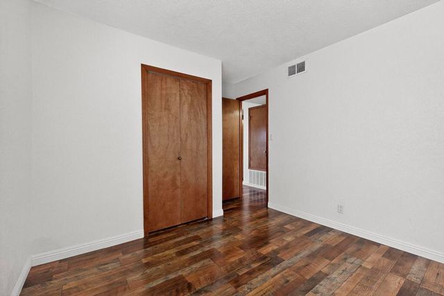 4913 Osuna Place NE, Albuquerque, NM 87111