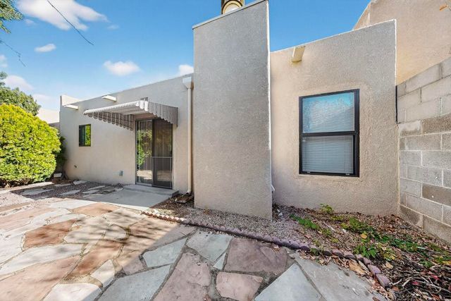 4913 Osuna Place NE, Albuquerque, NM 87111