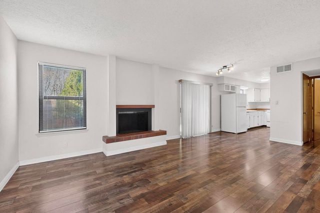 4913 Osuna Place NE, Albuquerque, NM 87111