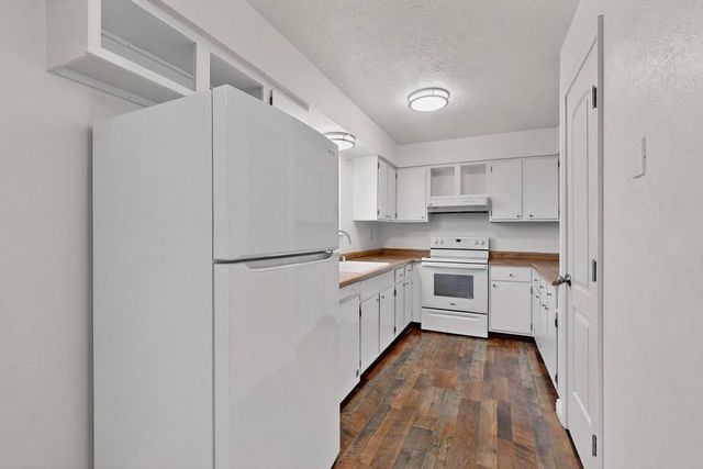 4913 Osuna Place NE, Albuquerque, NM 87111