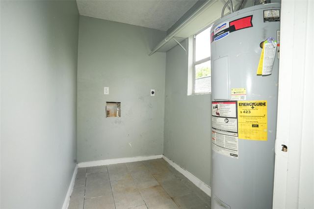 4909 Falls Street, Houston, TX 77026