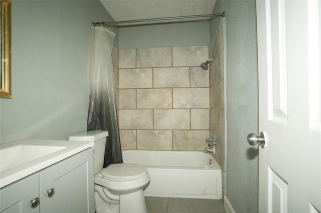 4909 Falls Street, Houston, TX 77026