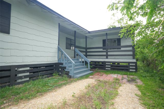 4909 Falls Street, Houston, TX 77026