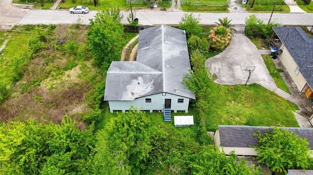 4909 Falls Street, Houston, TX 77026