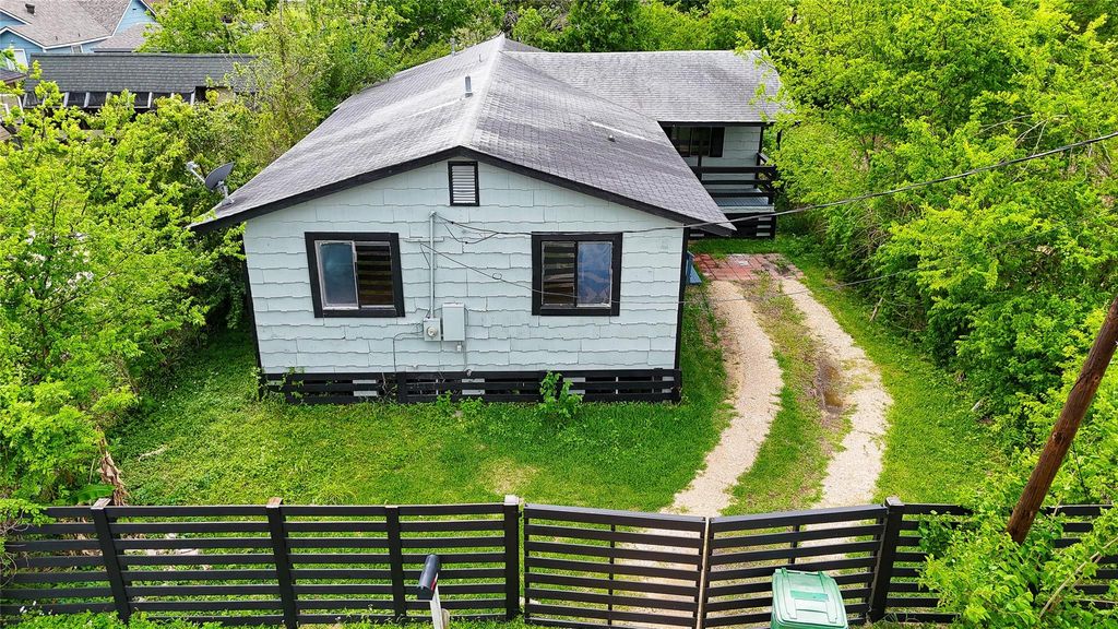 4909 Falls Street, Houston, TX 77026