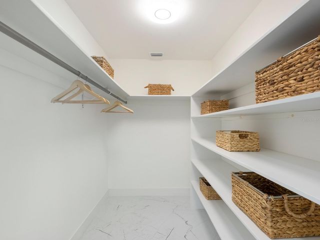 749 TROPICAL CIRCLE, Sarasota, FL 34242