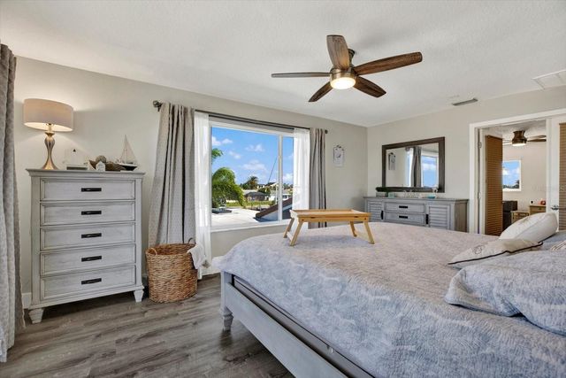 5532 PILOTS PLACE, New Port Richey, FL 34652