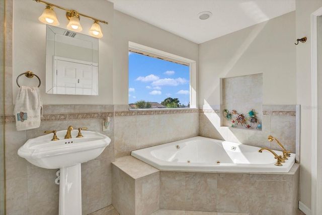 5532 PILOTS PLACE, New Port Richey, FL 34652
