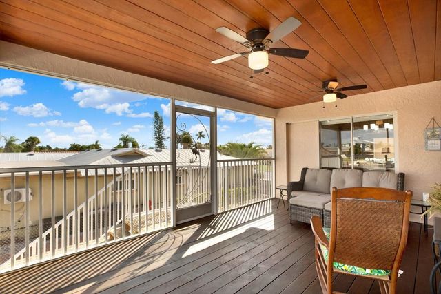 5532 PILOTS PLACE, New Port Richey, FL 34652
