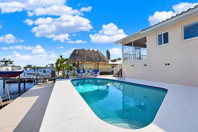 5532 PILOTS PLACE, New Port Richey, FL 34652
