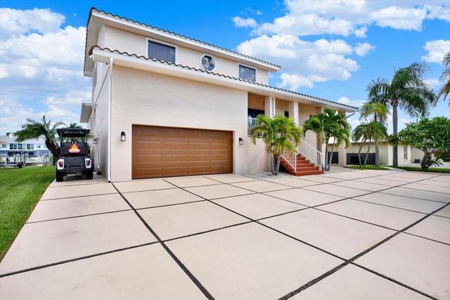 5532 PILOTS PLACE, New Port Richey, FL 34652