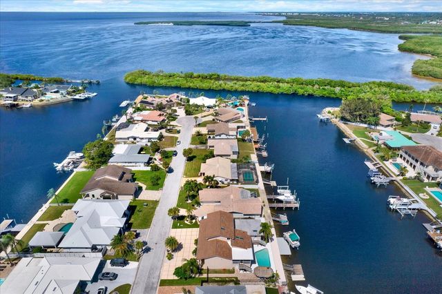 5532 PILOTS PLACE, New Port Richey, FL 34652