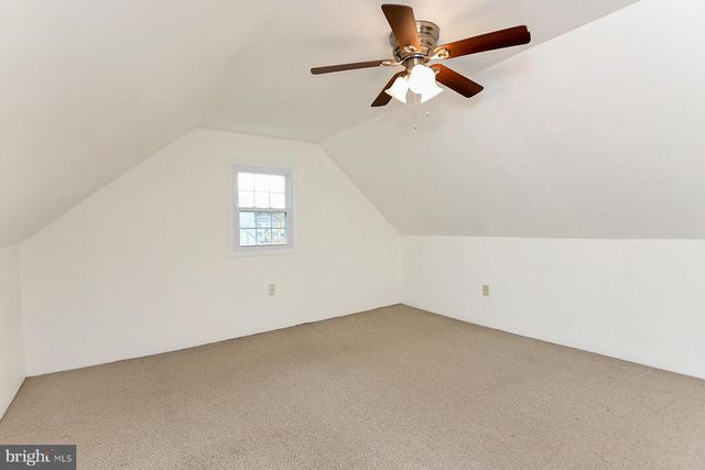 9 WESTON ROAD, Ewing, NJ 08618