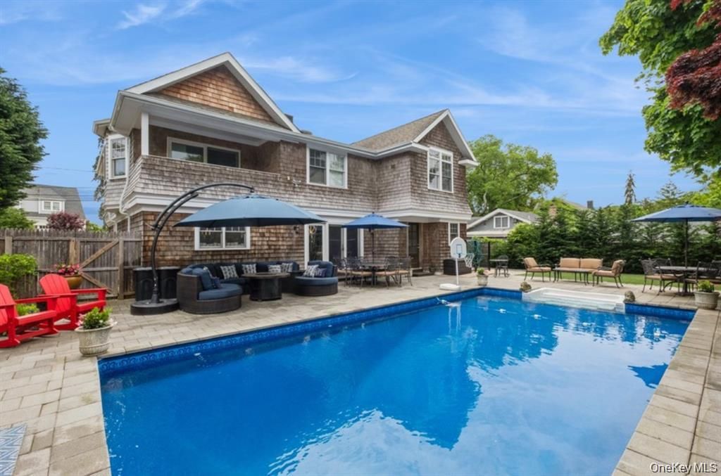 8 Hilltop Drive, Bayville, NY 11709 — photo 5