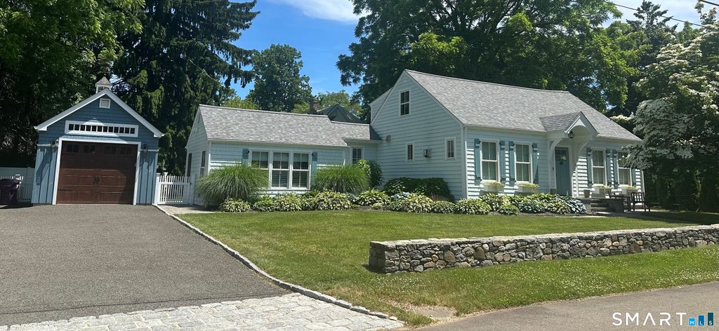 30 Lawson Drive, Madison, CT 06443