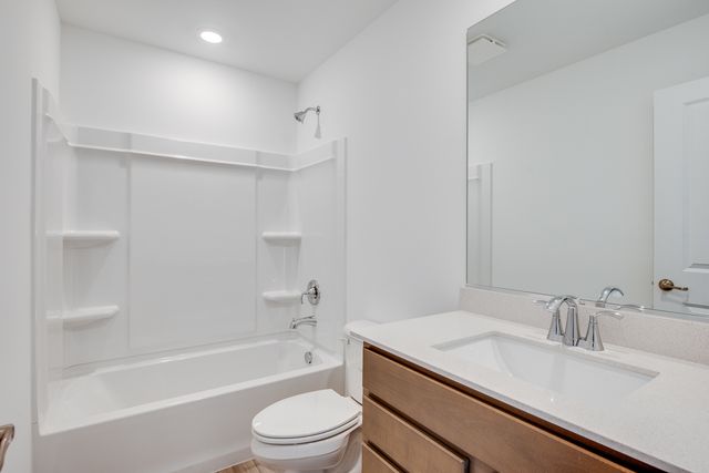 15139 S Hepworth Place, Plainfield, IL 60544