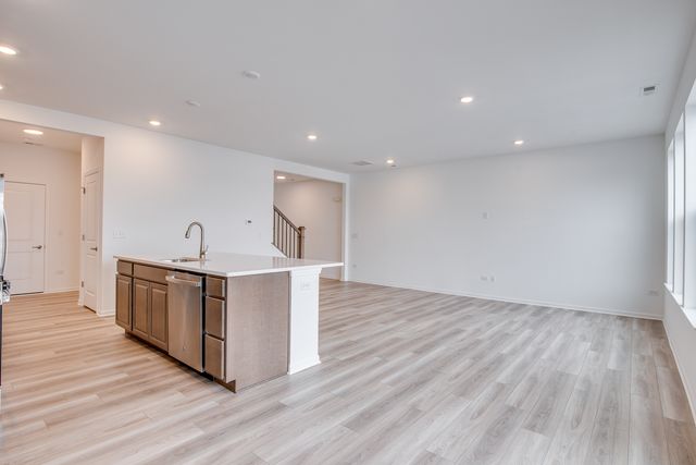 15139 S Hepworth Place, Plainfield, IL 60544