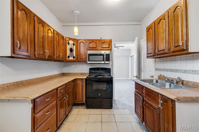 4974 Fyler Avenue, St Louis, MO 63139