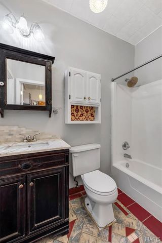 4974 Fyler Avenue, St Louis, MO 63139