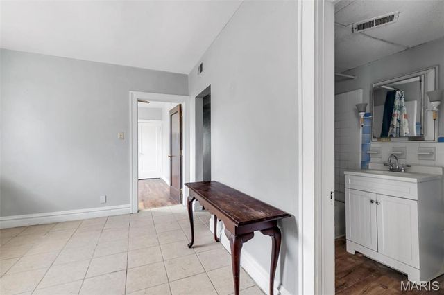 4974 Fyler Avenue, St Louis, MO 63139