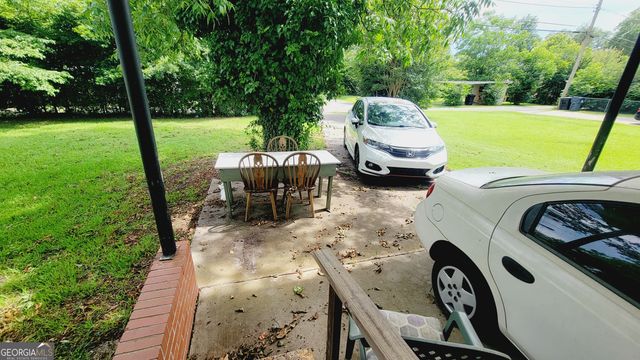 516 W Goodrich Avenue, Thomaston, GA 30286