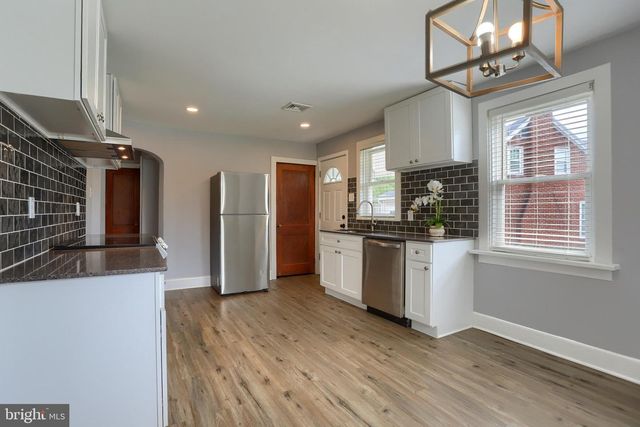 2930 BROOKWOOD ST, Harrisburg, PA 17111