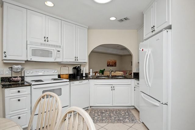 7601 Martinique Boulevard, Boca Raton, FL 33433