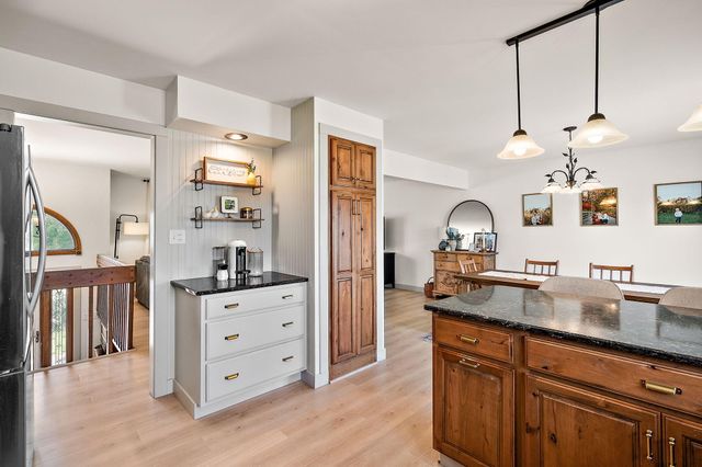 220 Blickview Drive, Schererville, IN 46375