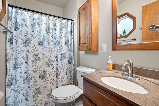 220 Blickview Drive, Schererville, IN 46375