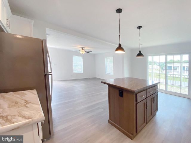 2 FOLKSTONE LANE, Lewes, DE 19958