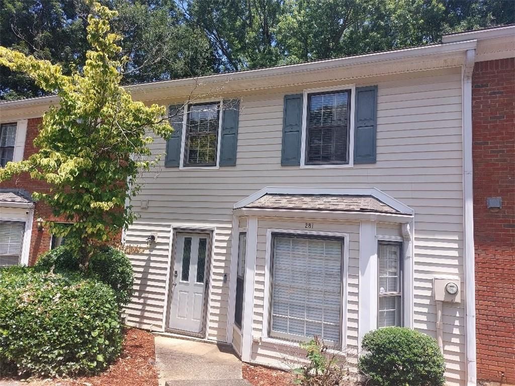 281 Shaded Oaks SE Lane, Marietta, GA 30067