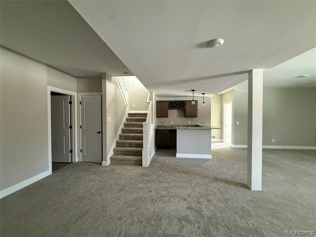 1085 Camellia Circle 32, Howell, MI 48843